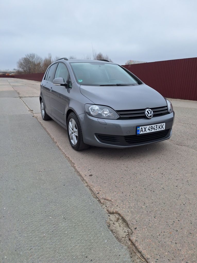 Volkswagen Golf Plus
2009
VІ покоління/Тур 1КР
к.c.) + Base
1.6 tDImт