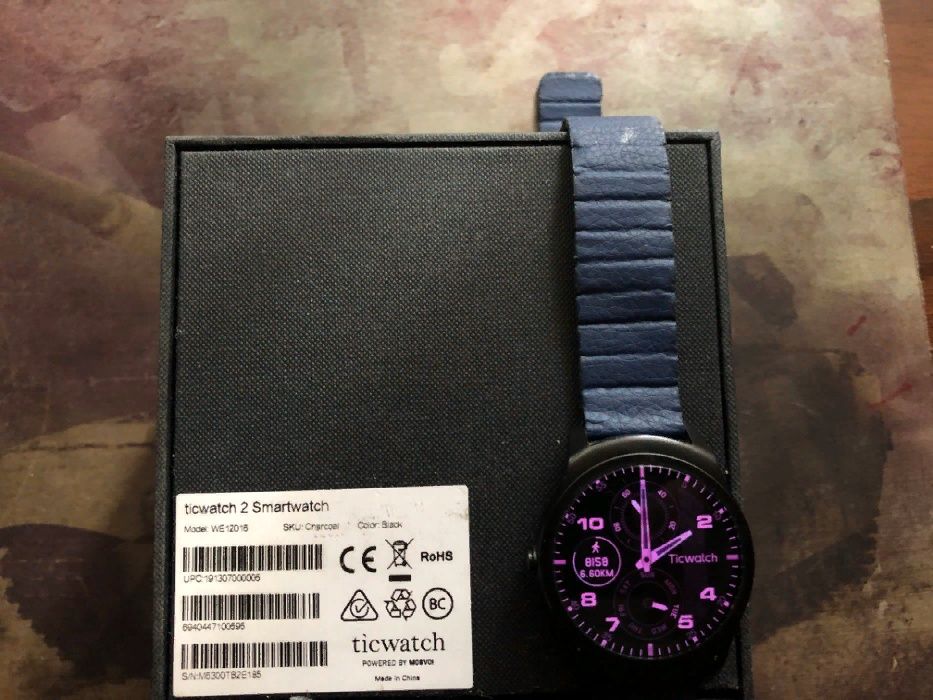 Смарт-часы Ticwatch 2 Charcoal