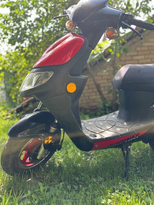 Продам скутер Keeway /Yamaha
