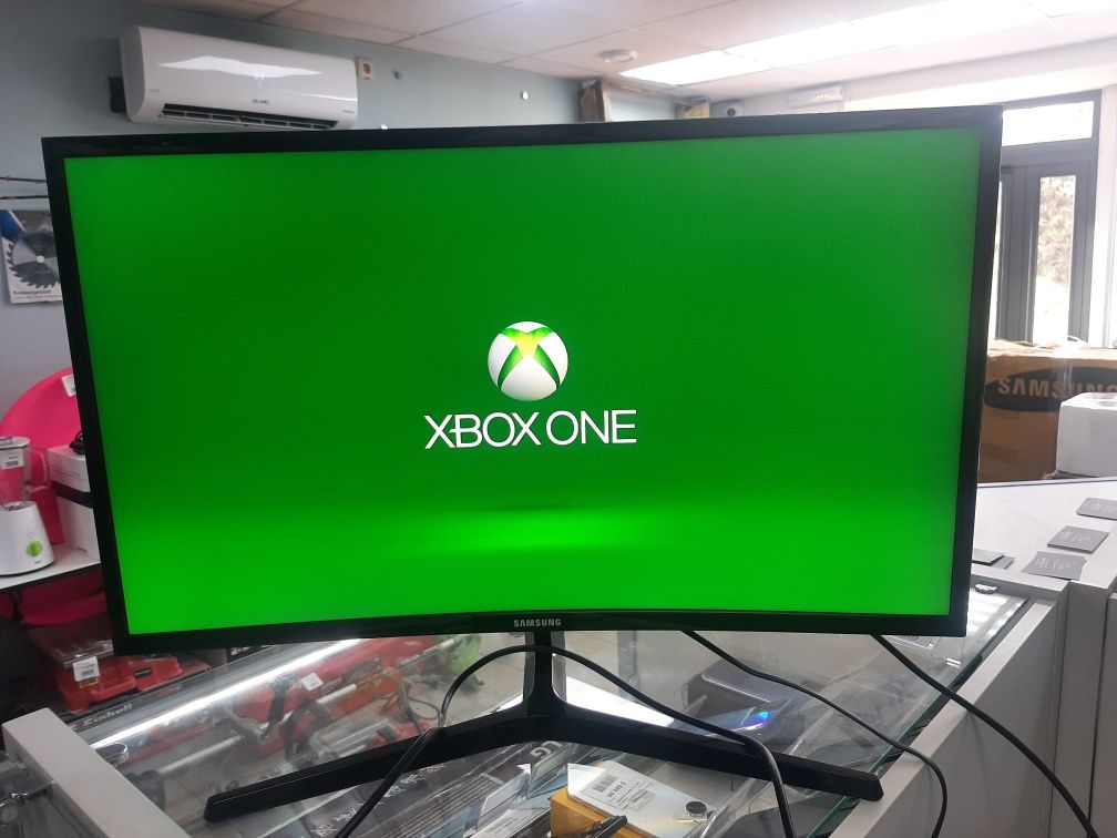 Ігрова приставка Xbox One 500 GB