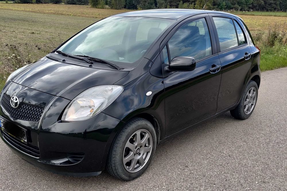 Toyota Yaris 1.3 benzyna 2006 r.