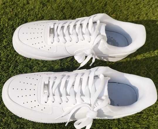 Buty Nike_Air_Force_1_Low_White_meskie biegania R.43