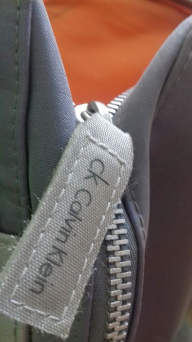 Calvin-Klein torba na laptopa