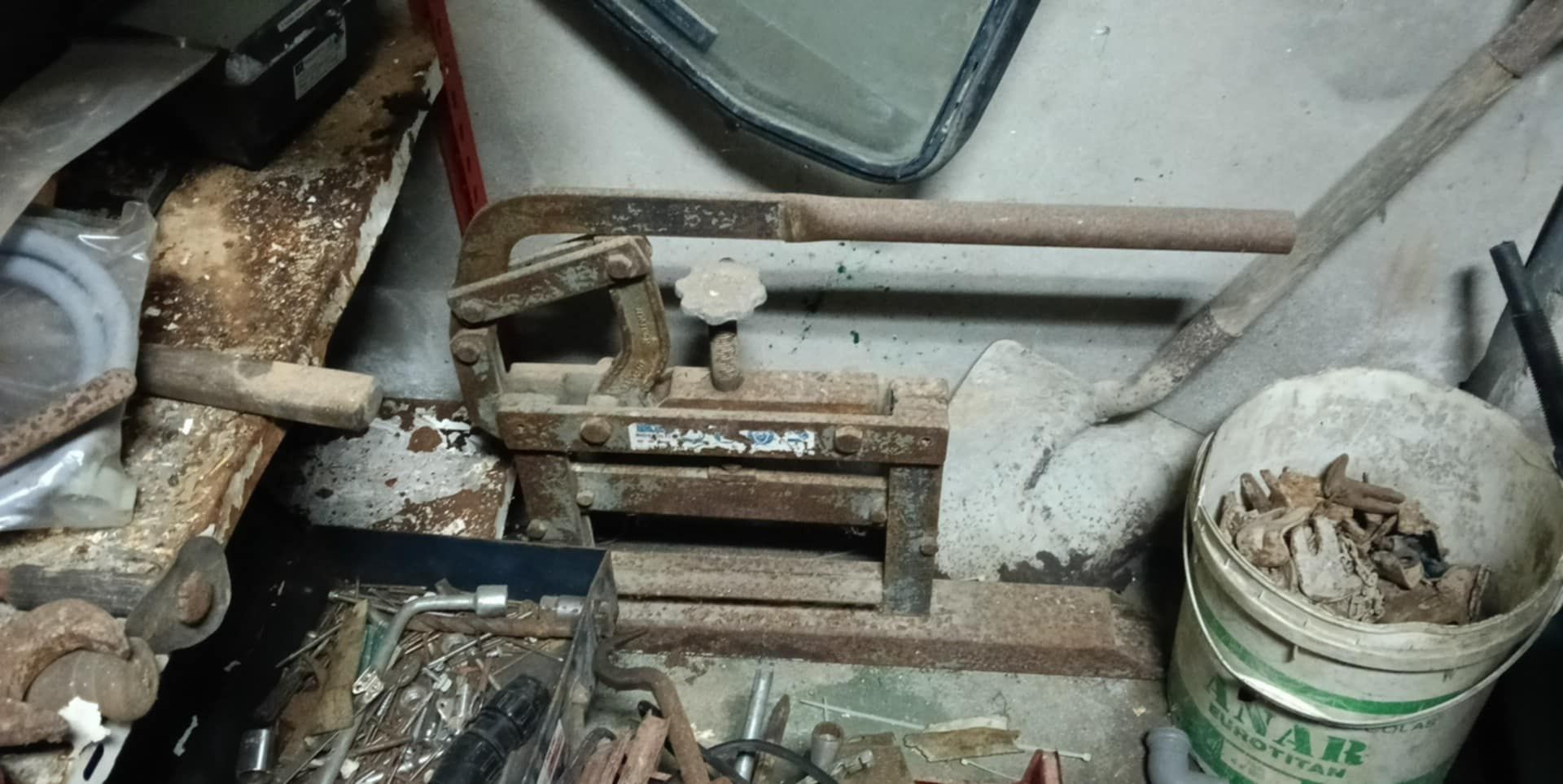 Vendo guilhotina de corte mosaico