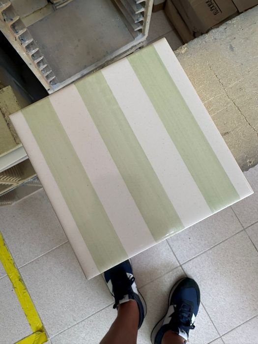 Azulejo pintado à mão