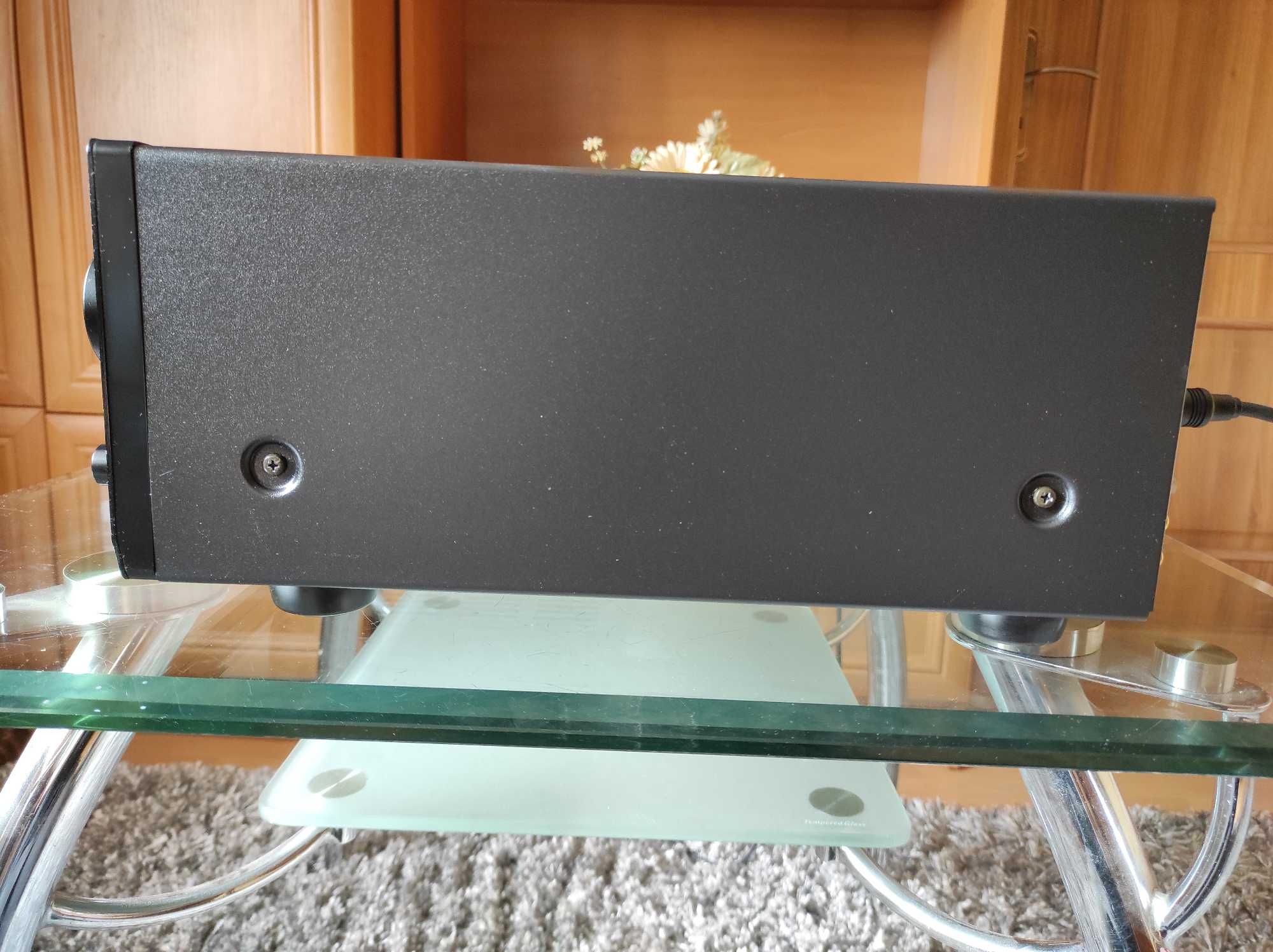 Amplituner ONKYO Integra TX-DS838 + pilot