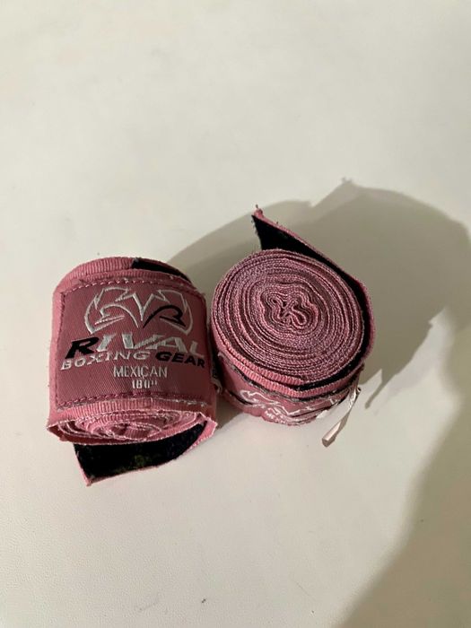 Оригінальні боксерські рукавиці Fairtex BGV6 (14 унцій), + бинти 5 м