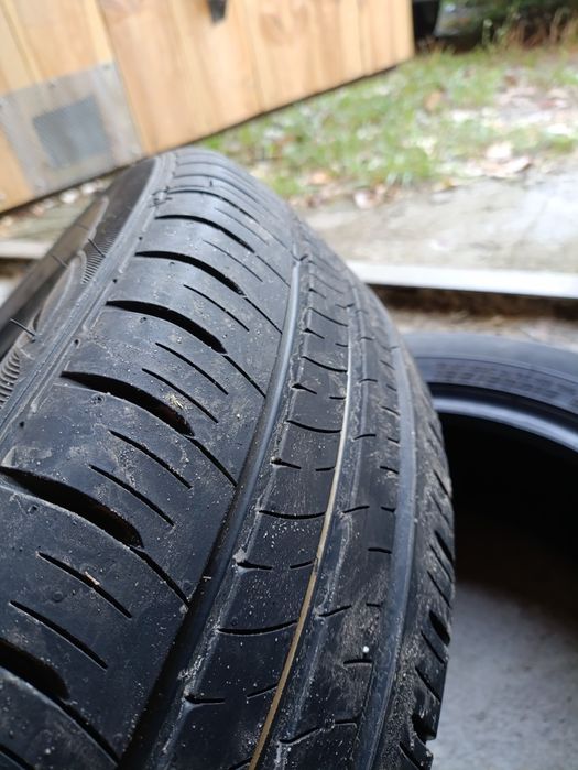 Шины Dunlop 186/60  R16 пара 2023р стан нових