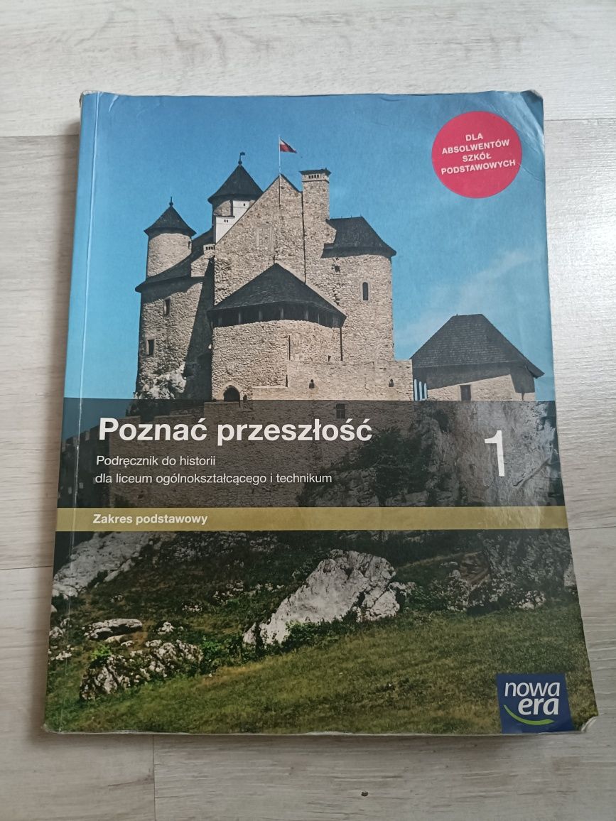 Sprzedam 2 podręczniki do historii klasa 1 liceum technikum