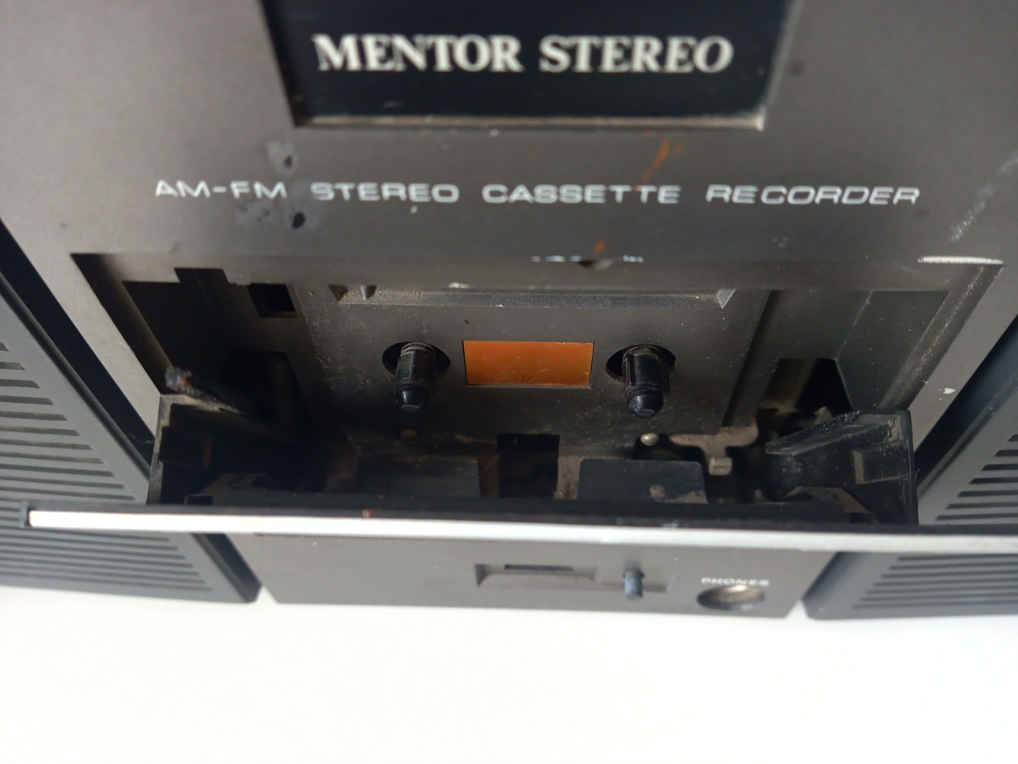 Radiomagnetofon Mentor stereo germany