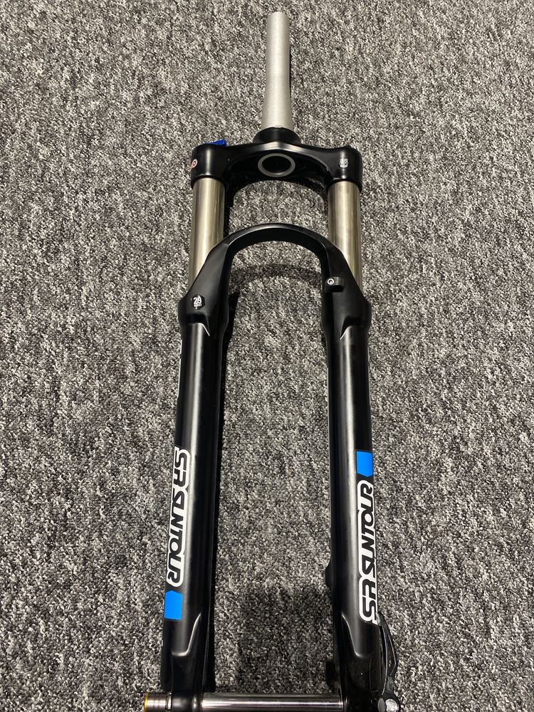 Amortyzator SUNTOUR XCR34  AIR 29 blokada