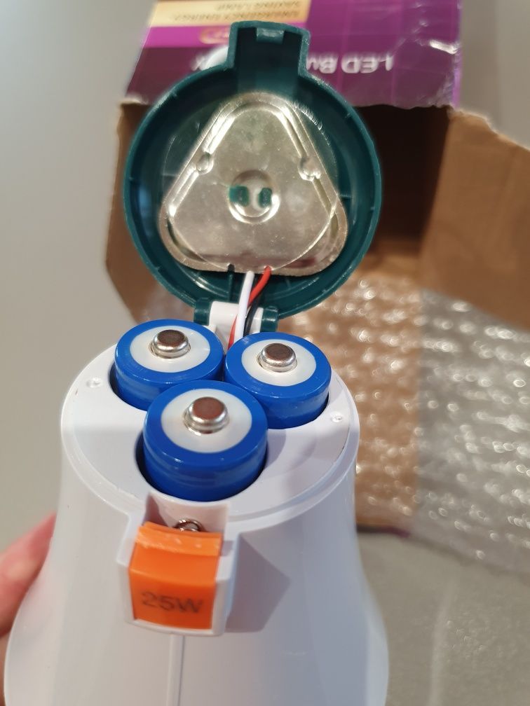 Лампа светодиодная аккумуляторная LED Bulb+Battery 25w E27
