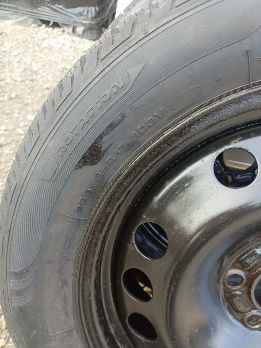 Koła zimowe Ford 235/55/17 Fulda Dunlop 22-24r