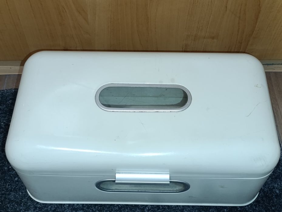 Sprzedam pojemnik metalowy