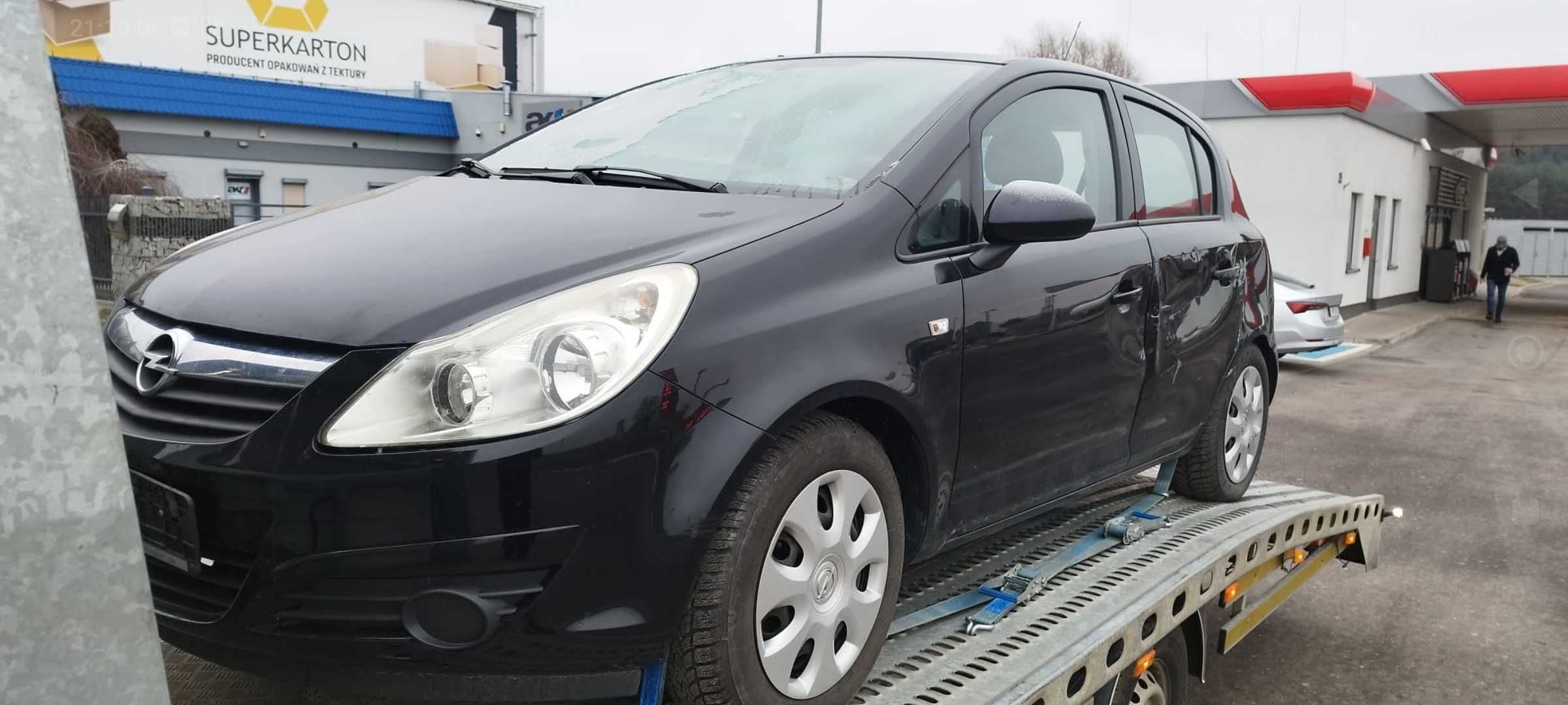 Opel corsa, przebieg 160 ksiazka, klima, kat, opony 90%,