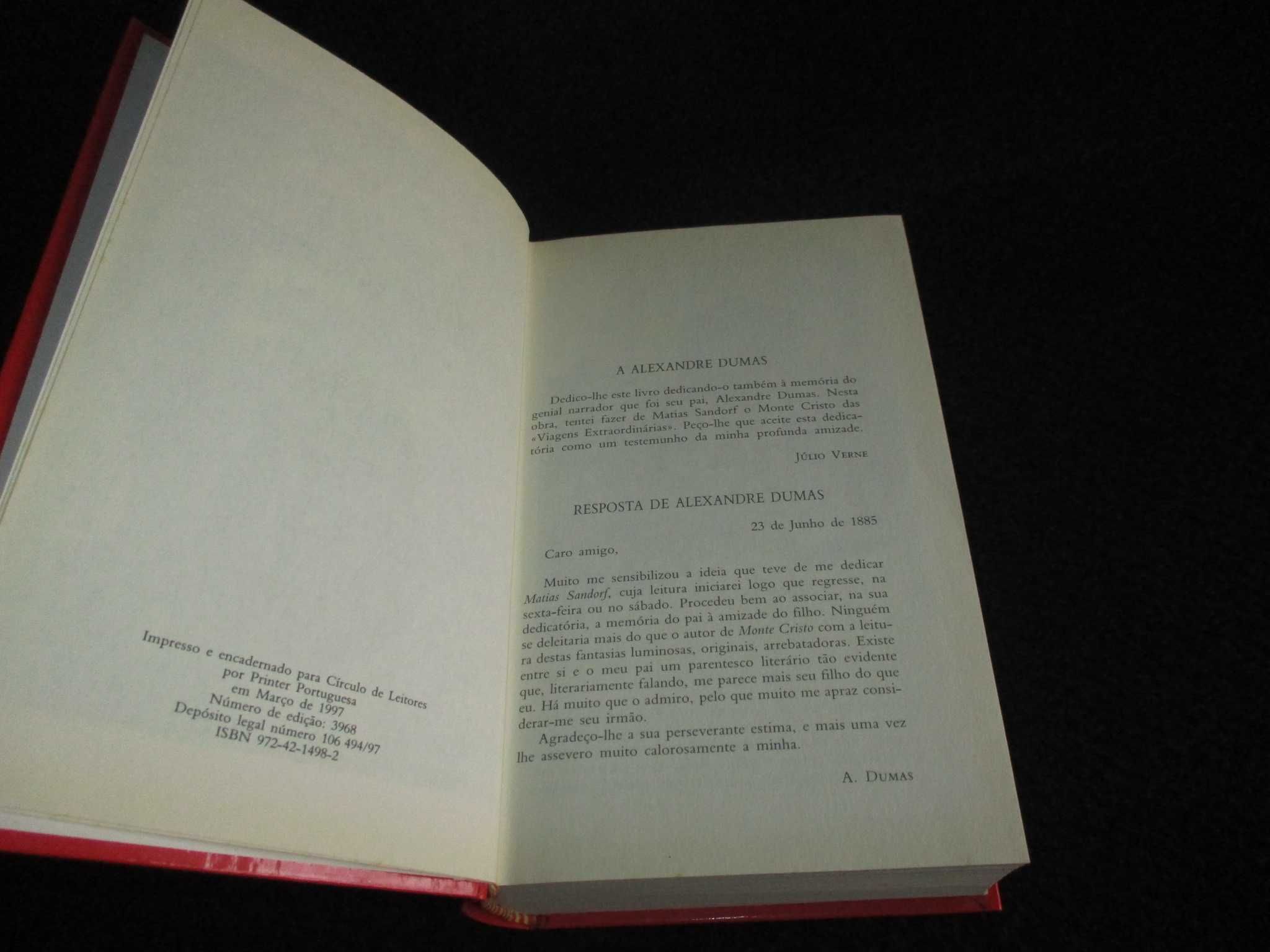 Livros Júlio Verne Viagens Extraordinárias - 12 Volumes - Completo