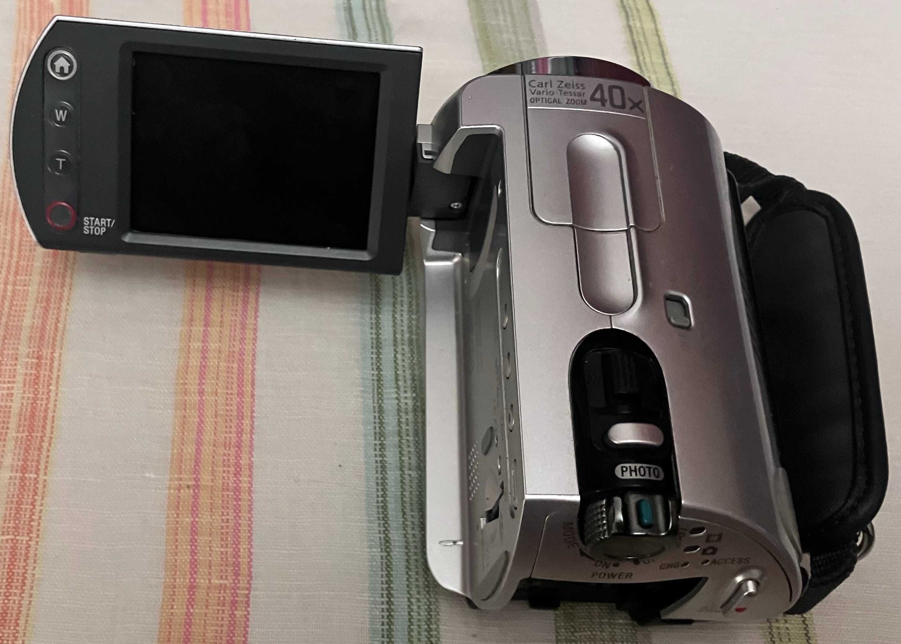 Камера SONY DCR-SR42