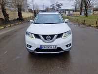 Продам Nissan Rogue