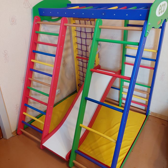 Дитячий спортивний комплекс