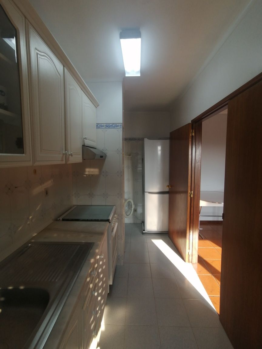 Arrendo apartamento T1