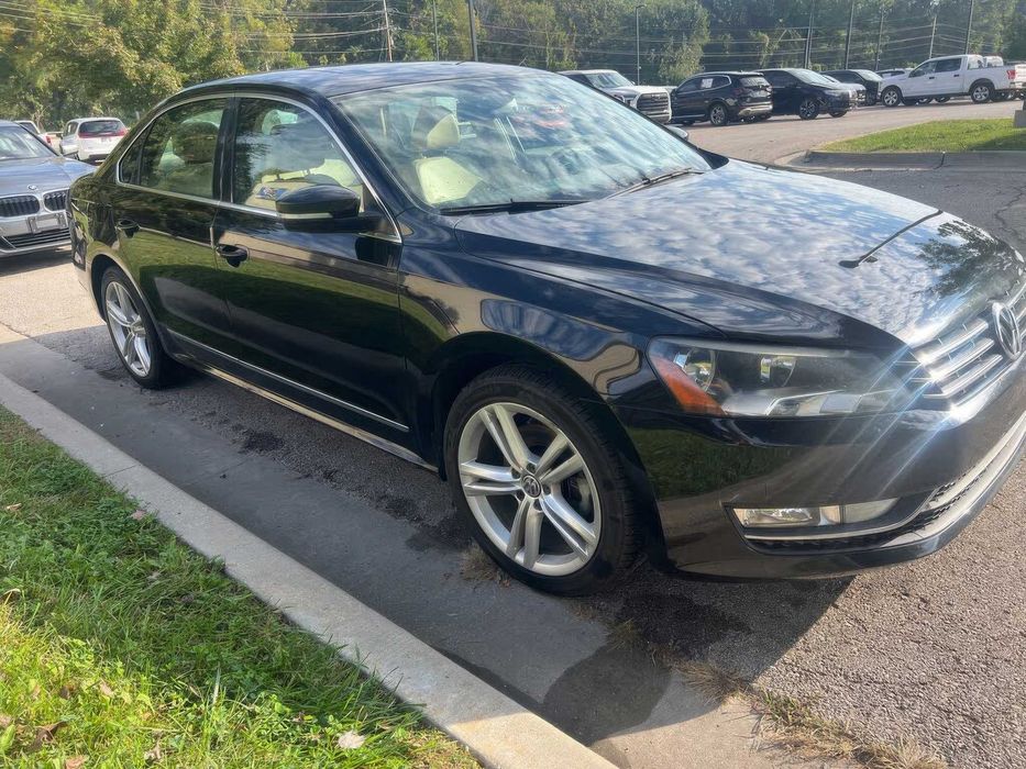 Volkswagen Passat      2014