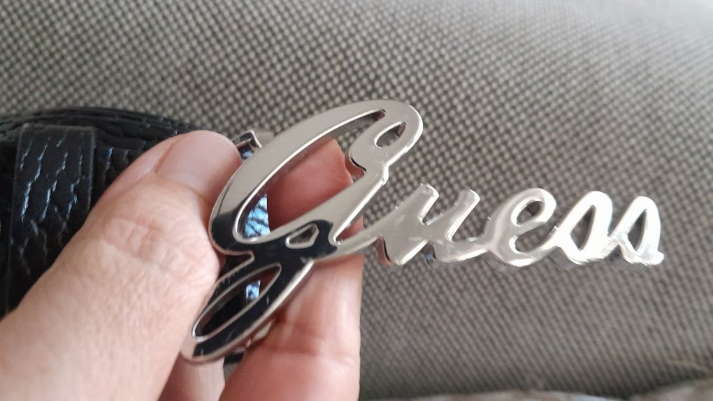 Cinto Guess- Novo
