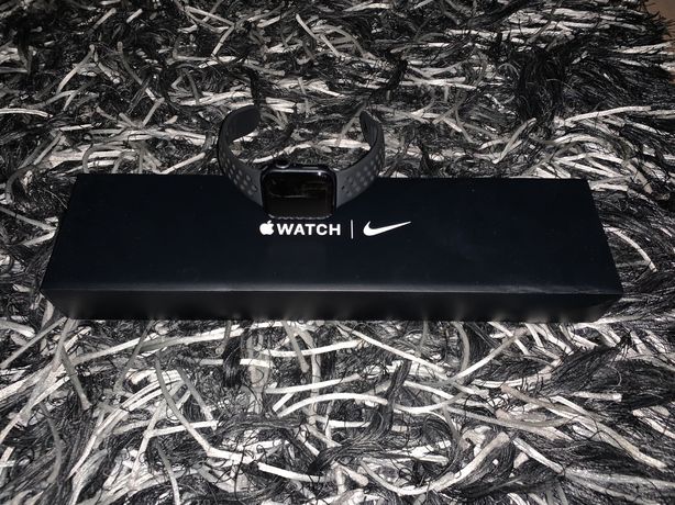 Apple Watch Serie6 Nike 40mm Black