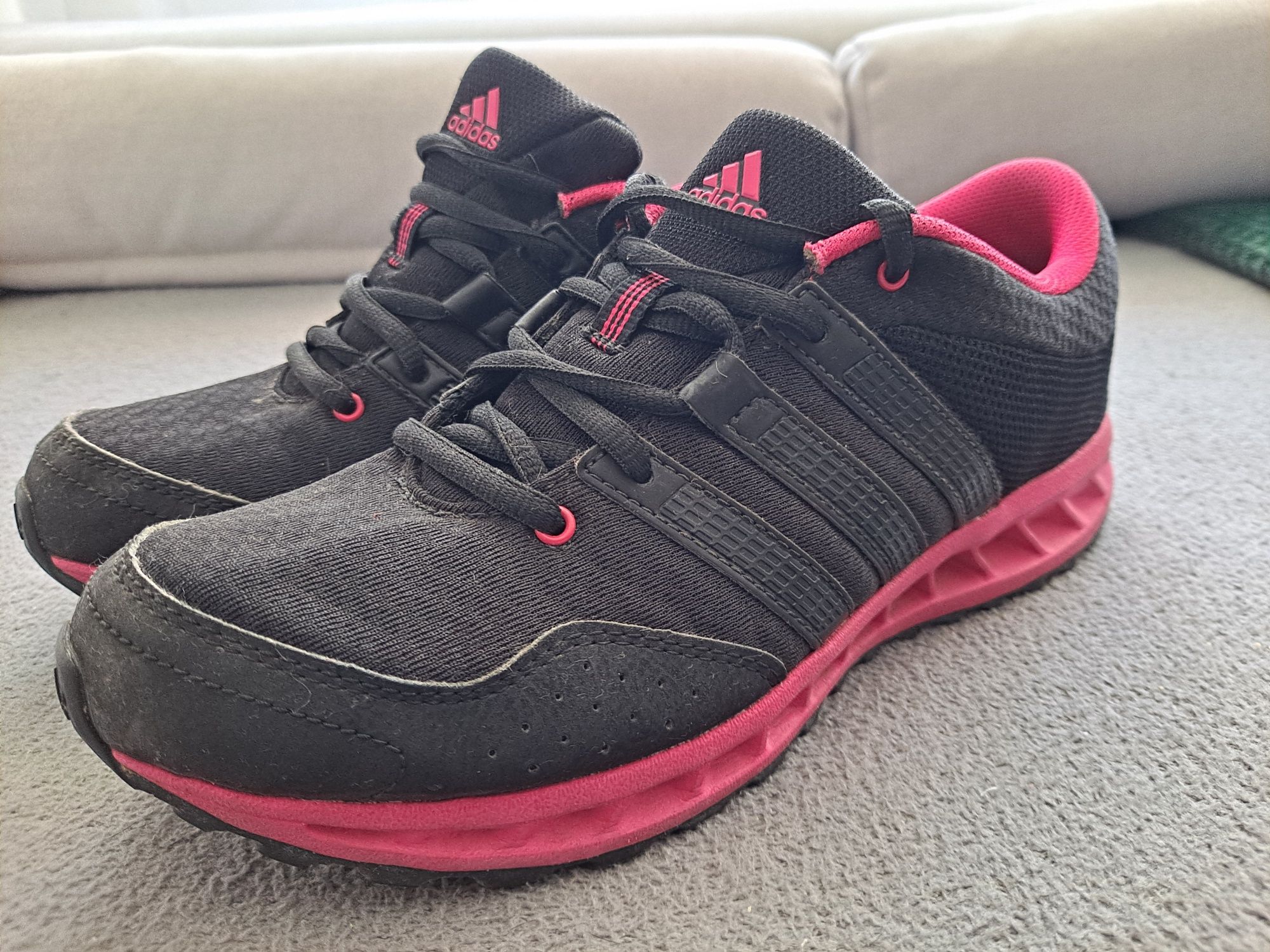 Adidas Falcon Elite