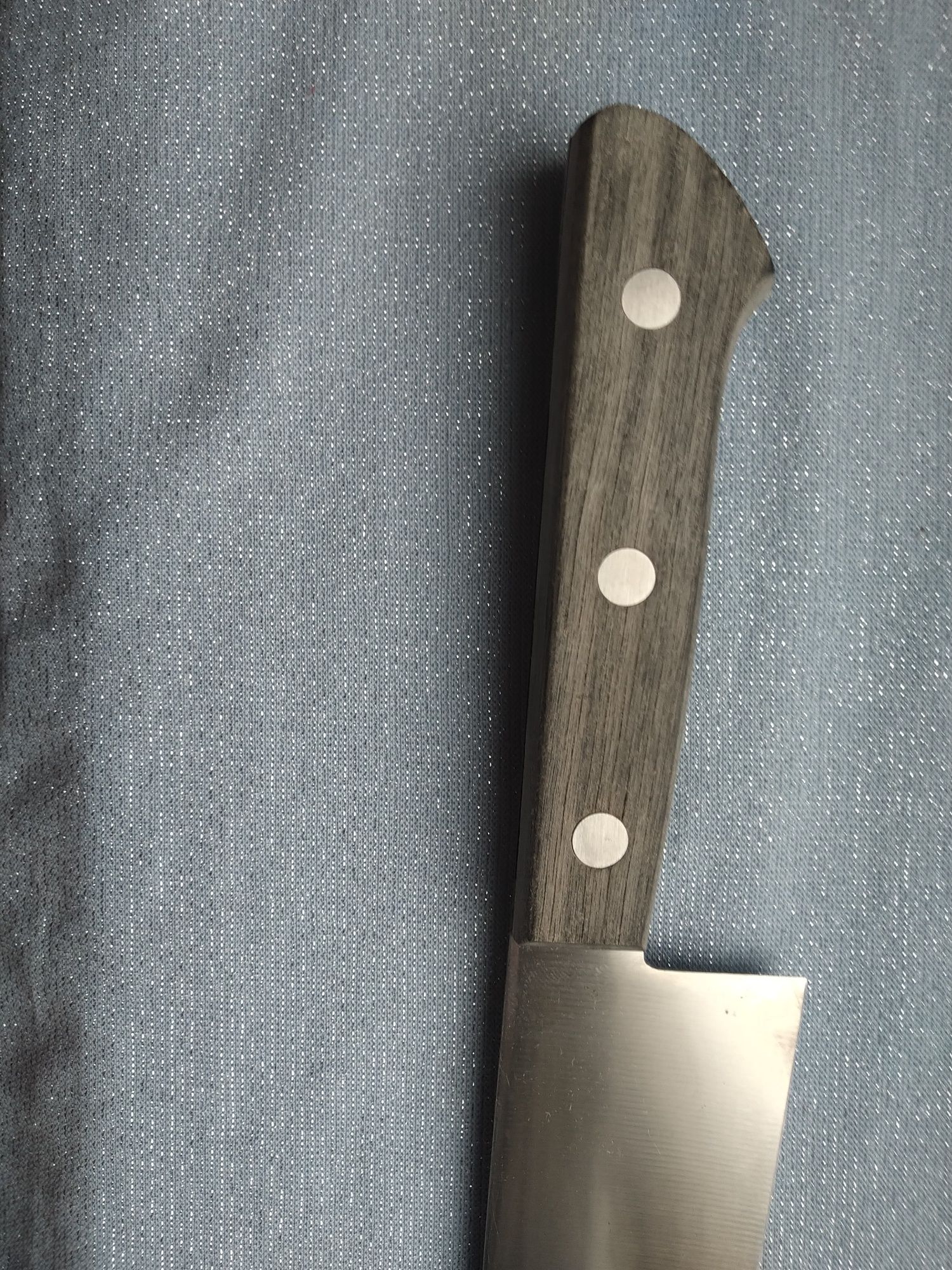 Нож поварской Masahiro MV Santoku 17.5 см (Япония)