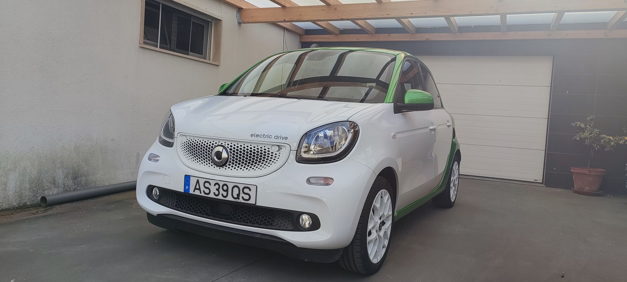 Smart fourfour electric drive