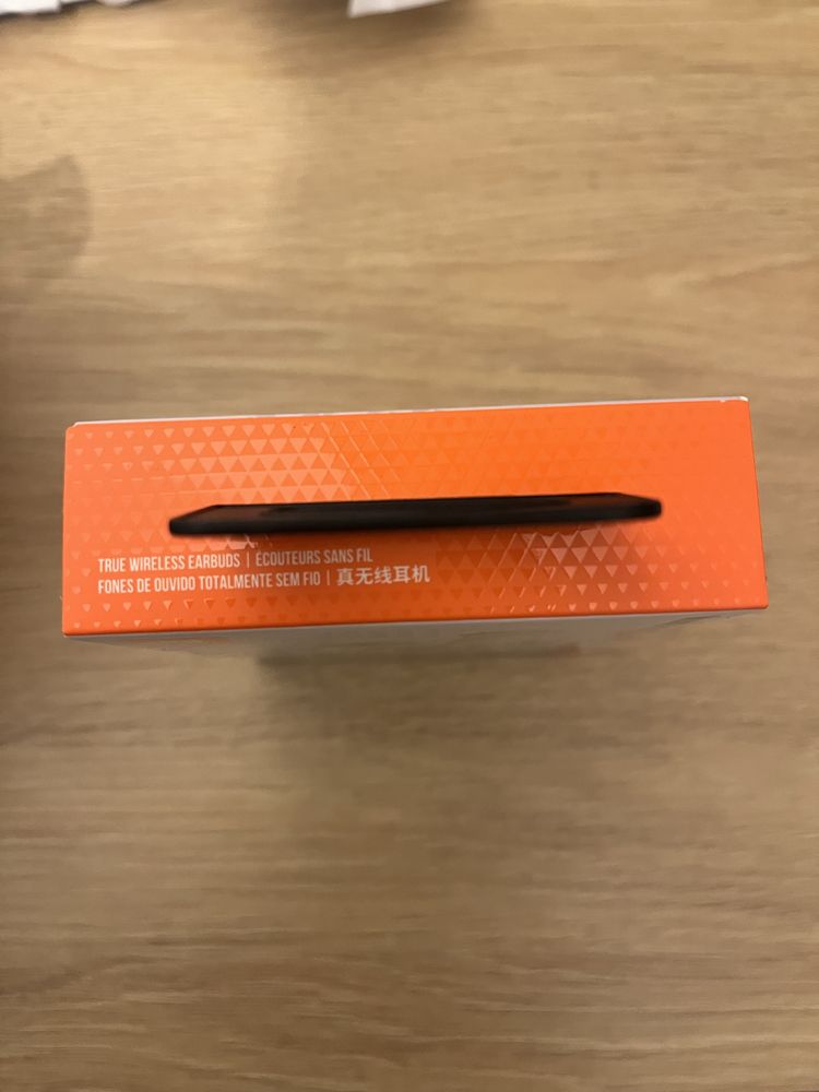 Nowe słuchawki JBL Wave Flex