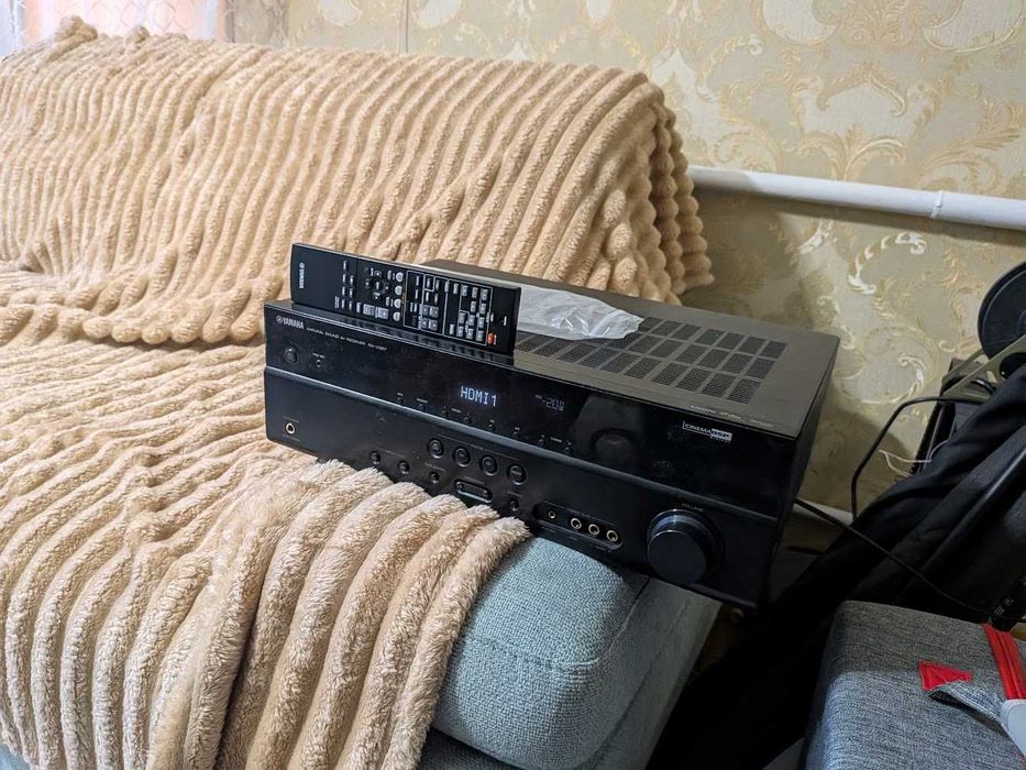 AV ресивер 5.1 Yamaha RX-V367 з HDMI та пультом