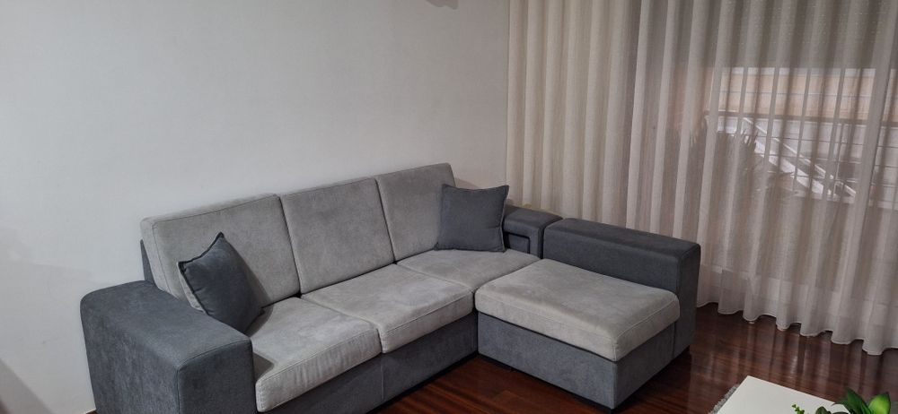 Sofá com Chaise Longue