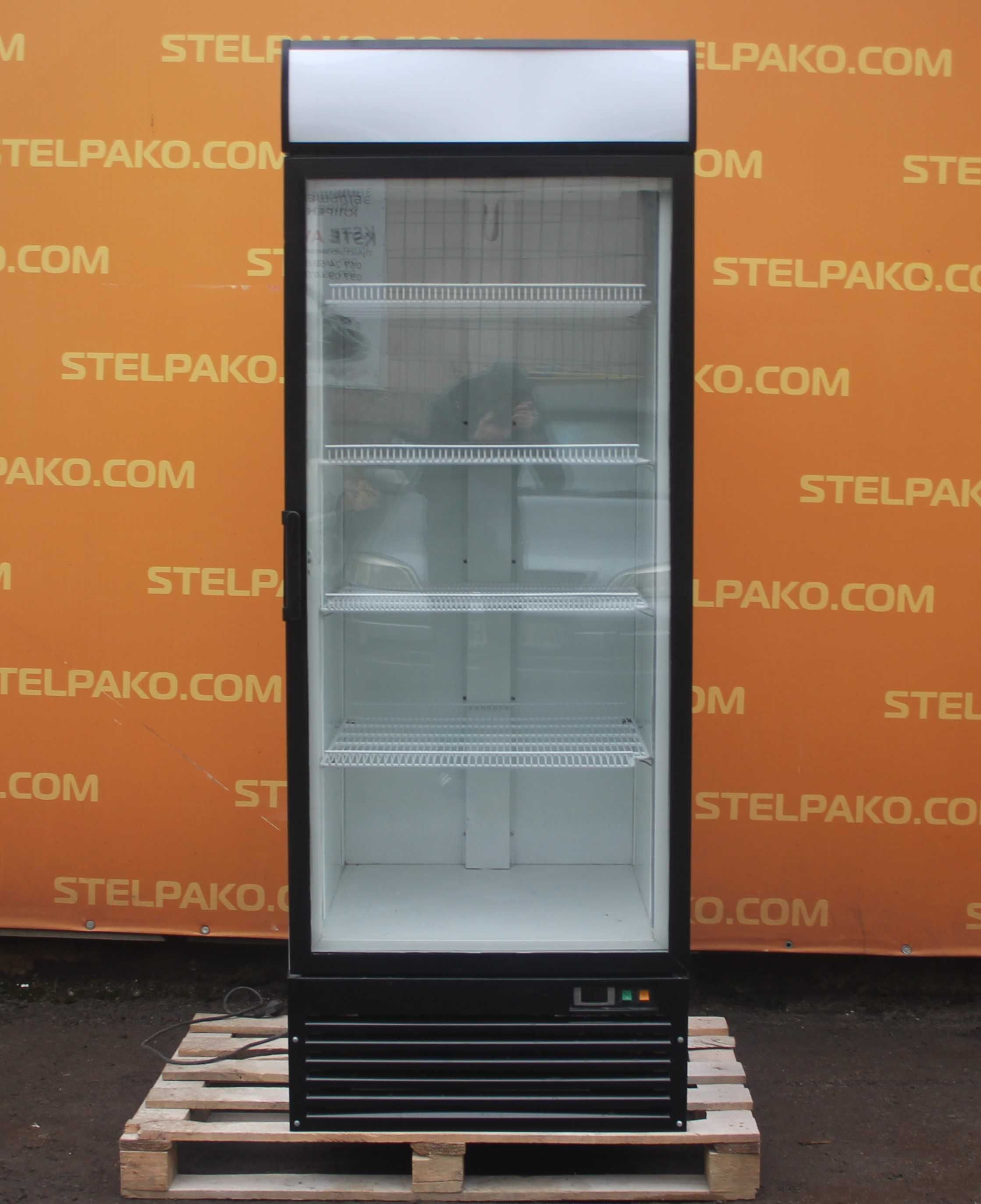Торговые холодильные шкафы-витрины для магазинов Б/у !!
