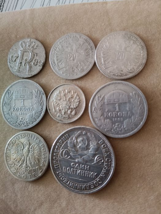 Zestaw srebrnych monet