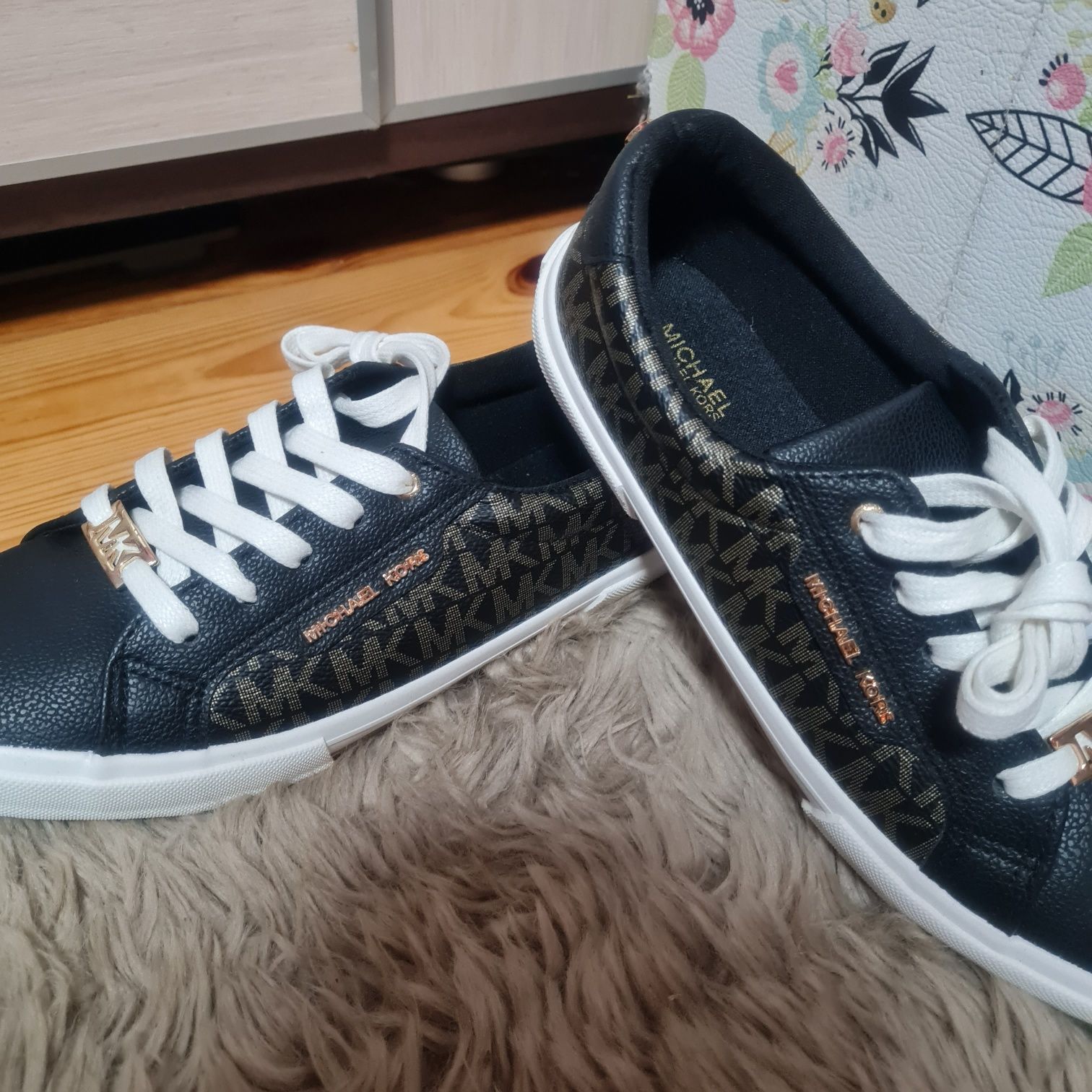 Michael Kors tenisówki czarne izetta r. 36 logowane sneakersy niskie t