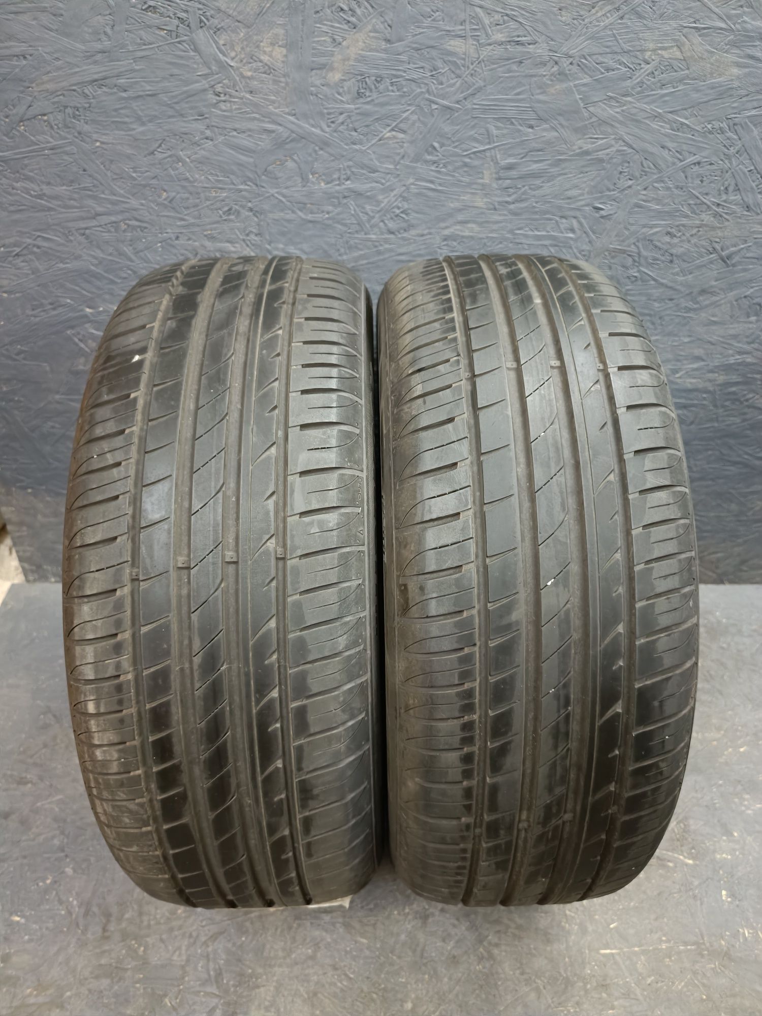 205 55 16 Hankook 6+ мм 18 рік