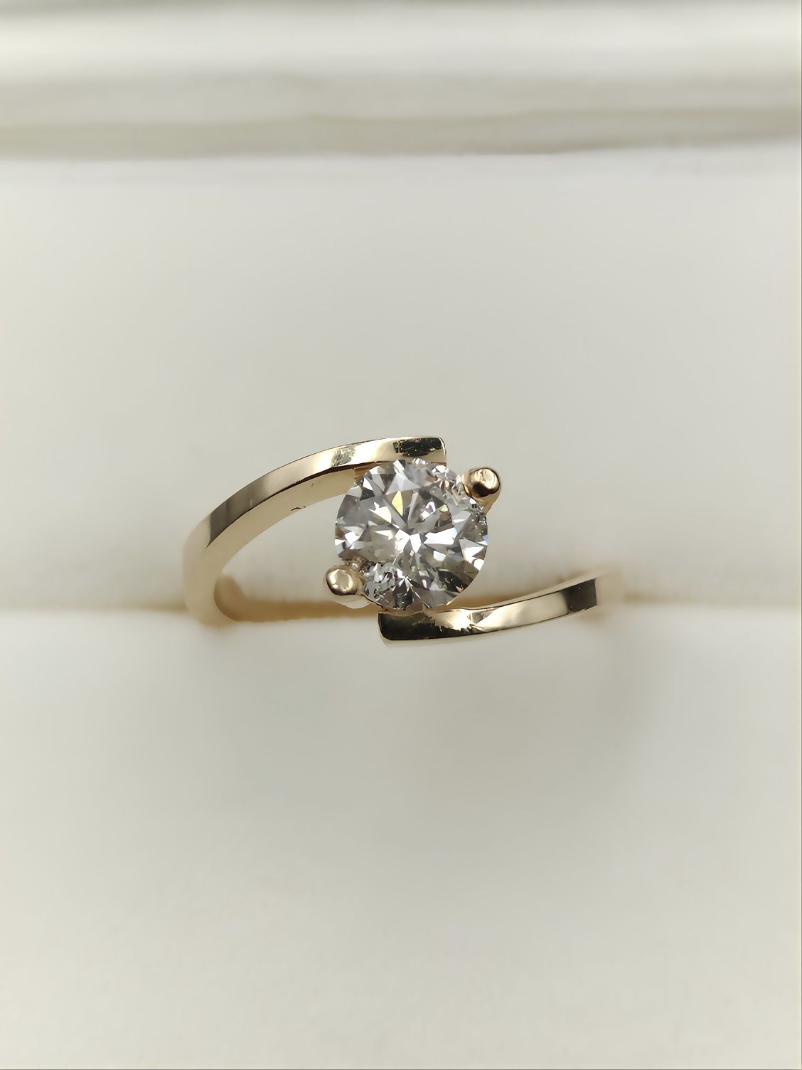 Pierścionek 1,01ct z naturalnym brylantem / diamentem , zaręczynowy