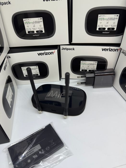 Novatel Inseego 8000L/8800L 4G мобільний роутер WiFI