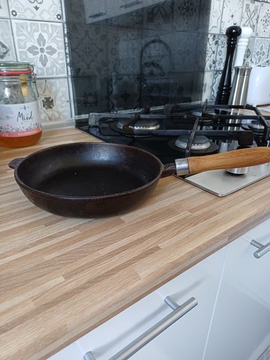 Stara Żeliwna patelnia