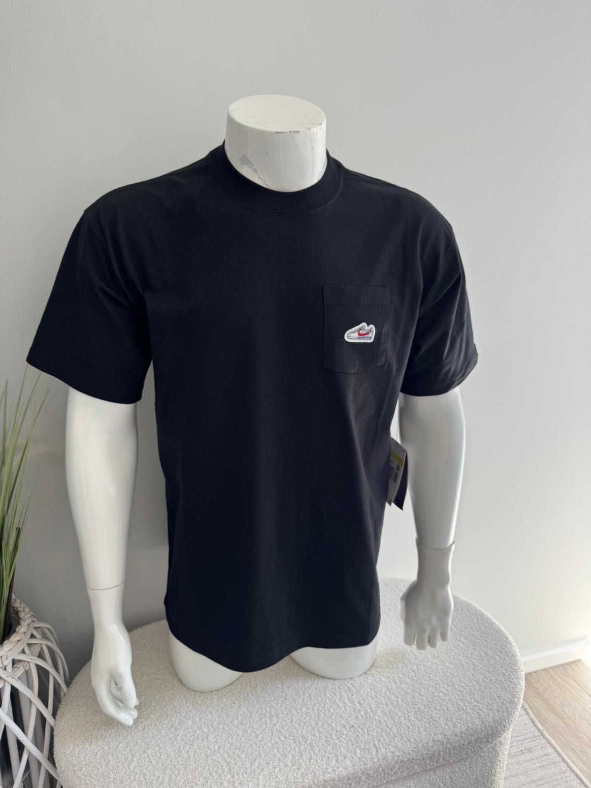Nowa Koszulka T-shirt NIKE męska czarny S