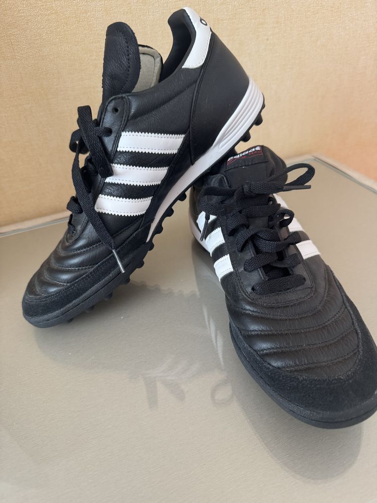 Сороконожки adidas Mundial Team