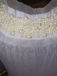 Szara sukienka niemnąca z perełkami R.38