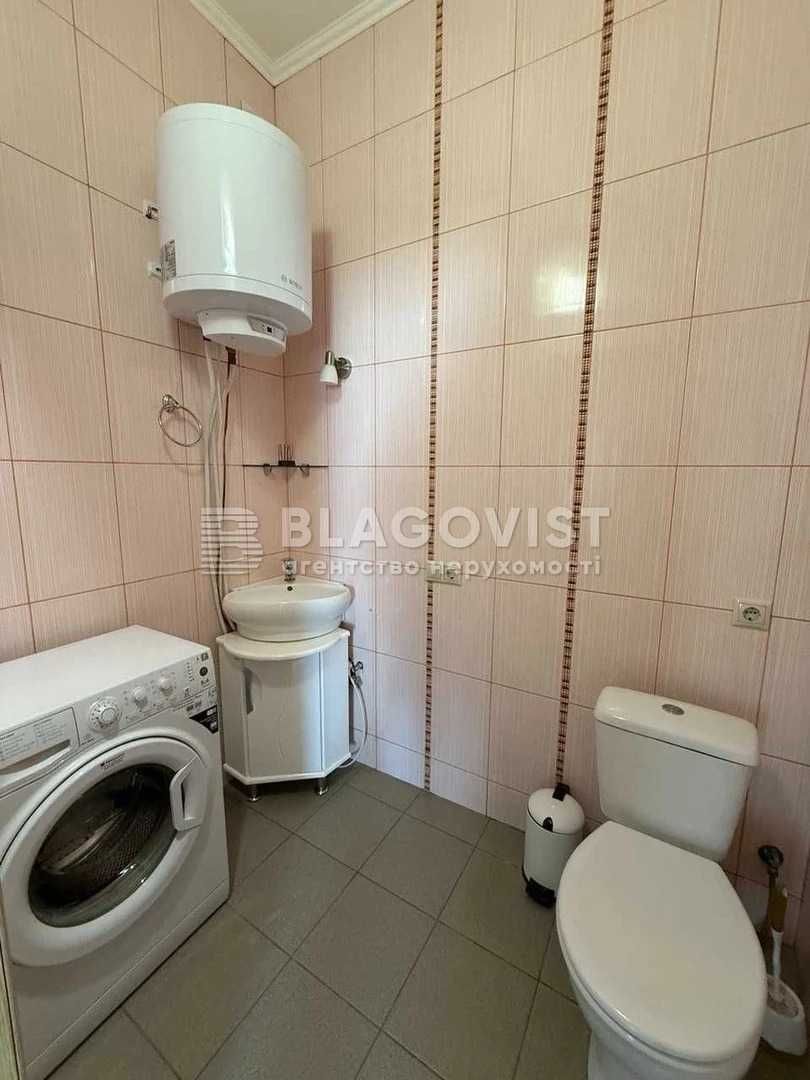 Печерськ, Коновальця 32-Г, 3 кімнатна 132 м2