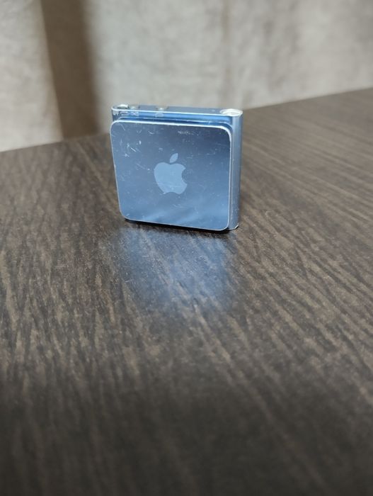 Apple iPod Shuffle 4-го поколения