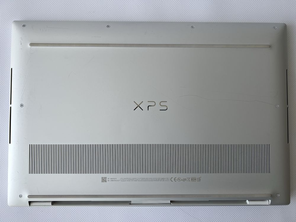 Dell XPS 9500 4k i7-10750H/ram16/ssd512 GTX1650Ti