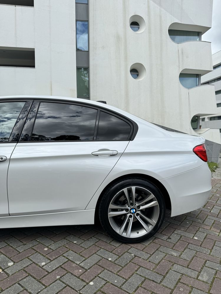 BMW serie 318d sport line, 65000km como novo,300€/ mês