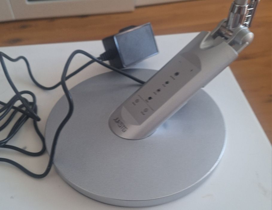 Lampka biurkowa dotykowa led