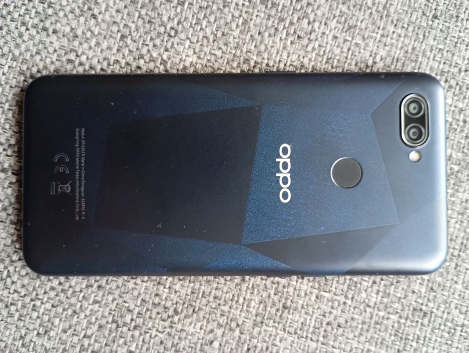 Smartfon Oppo A12