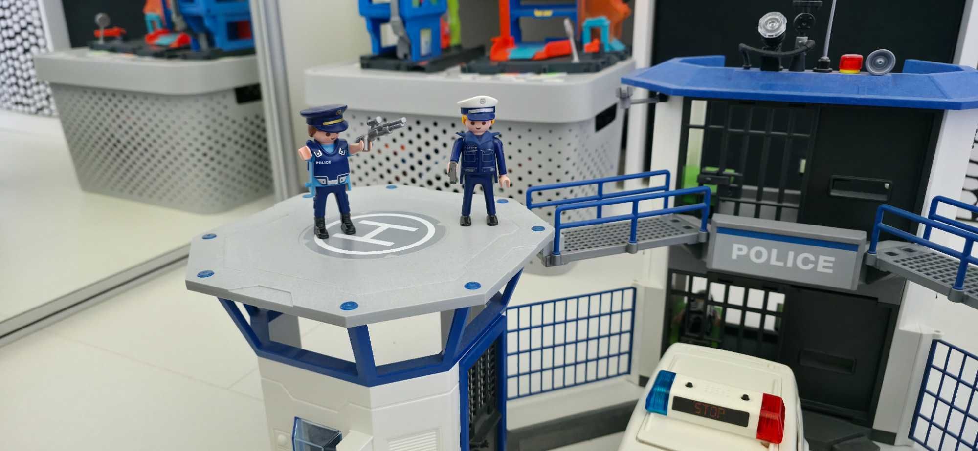 PLAYMOBIL 2 ZESTAWY Komisariat Policji z Więzieniem Posterunek Policji